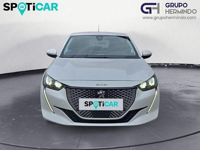 Usado Peugeot e-208 Allure 100 kW (136 CV) 2021 Blanco Utilitario