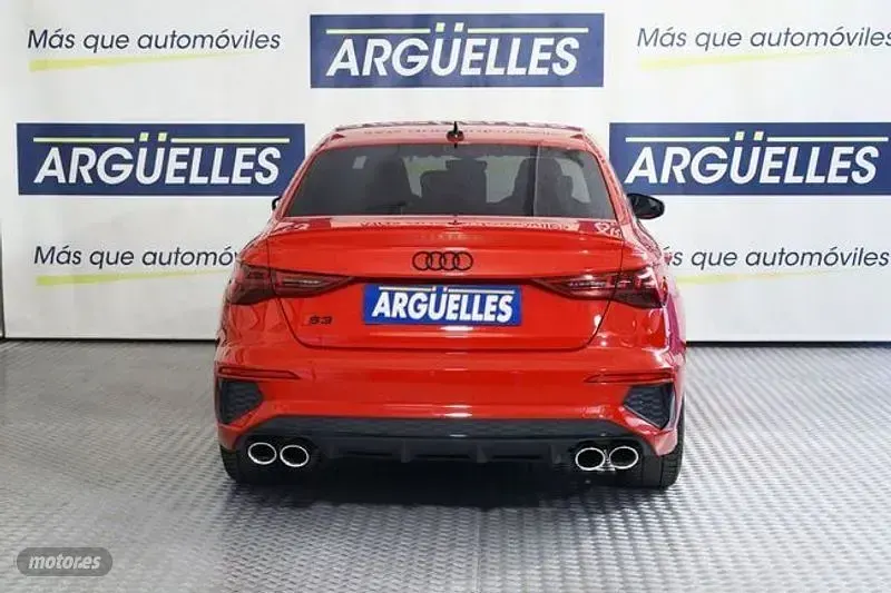Usado Audi S3 310 CV (228 kW) 2023 Rojo Berlina