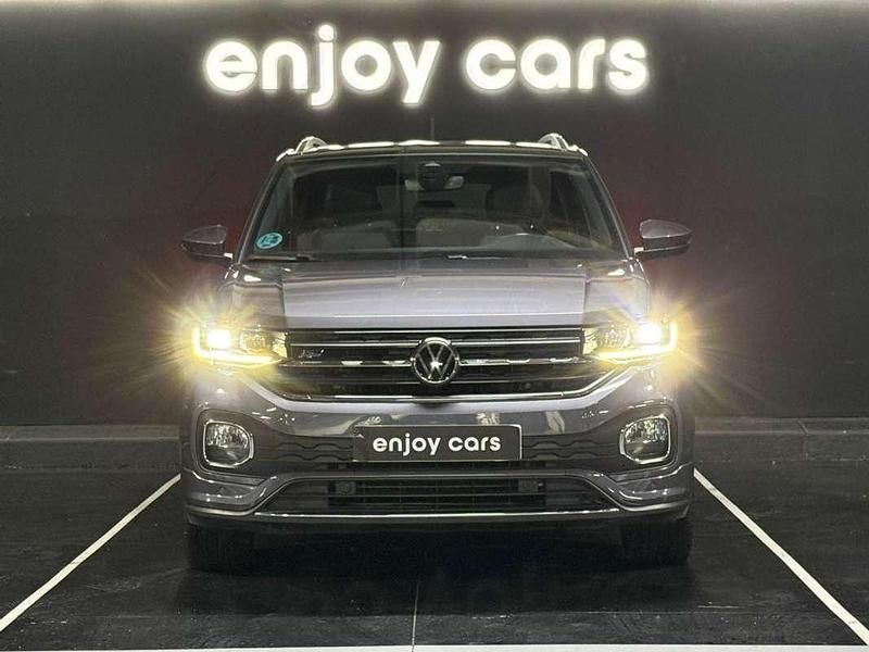 Usado VW T-Cross R-line 116 CV (85 kW) 2023 Gris / plata SUV