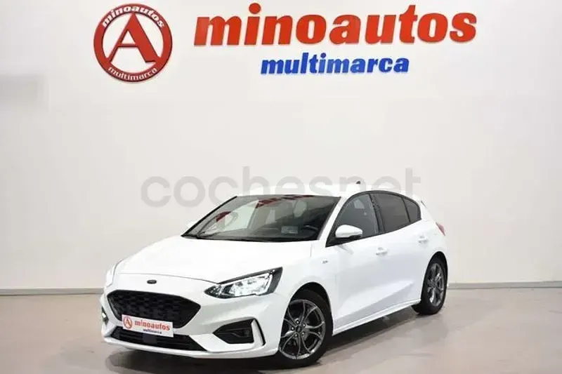 Usado Ford Focus ST-Line 126 CV (92 kW) 2020 Blanco Berlina