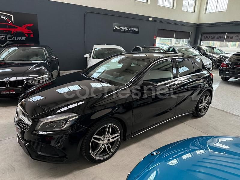 Usado Mercedes A180 AMG line 109 CV (80 kW) 2016 Negro Berlina