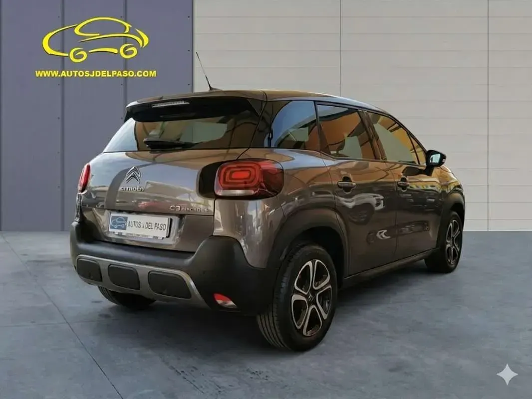 Usado Citroën C3 Aircross Feel 110 CV (80 kW) 2022 Gris SUV