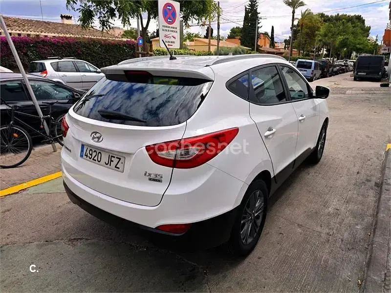 Usado Hyundai Tucson 115 CV (84 kW) 2015 Blanco SUV