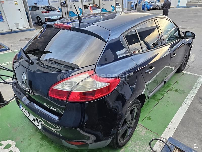 Usado Renault Mégane Privilege 130 CV (95 kW) 2010 Azul Berlina