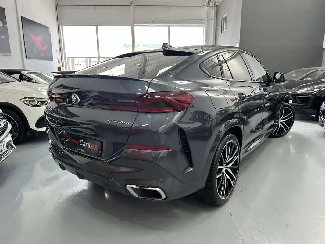 Usado BMW X6 Comfort Edition 265 CV (194 kW) 2020 Gris SUV