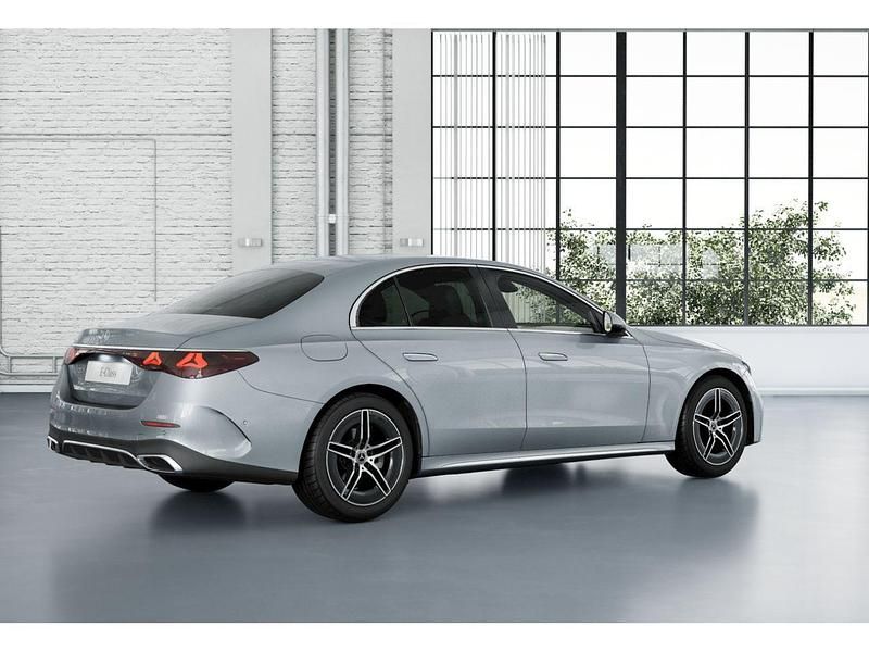 Nuevo Mercedes E200 204 CV (150 kW) 2025 Gris Berlina