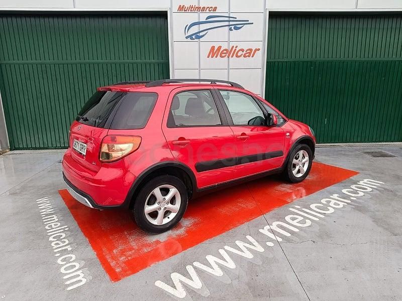 Usado Suzuki SX4 GLX 120 CV (88 kW) 2009 Rojo SUV