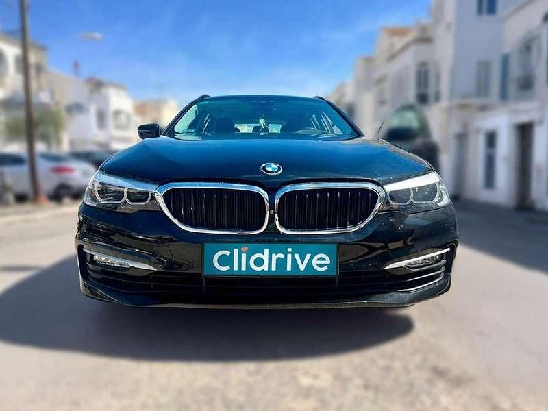 Usado BMW 518 150 CV (110 kW) 2019 Negro Familiar