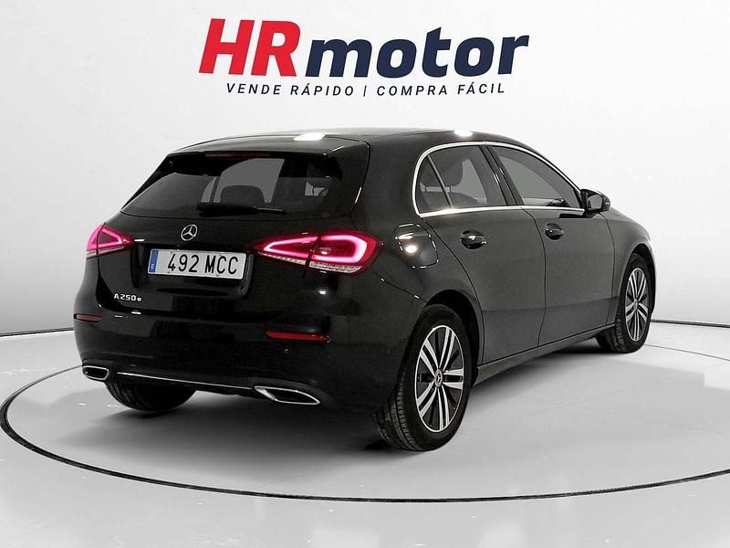 Usado Mercedes A250 218 CV (160 kW) 2022 Negro Berlina