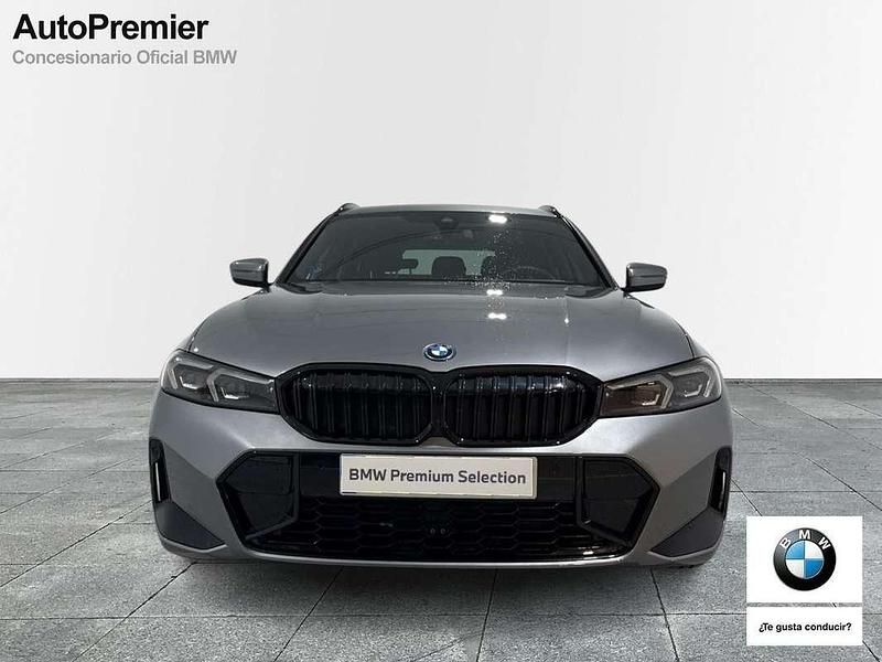 Usado BMW 330e 292 CV (214 kW) 2025 Gris Familiar
