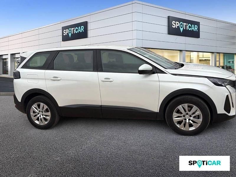 Usado Peugeot 5008 Active 130 CV (95 kW) 2021 Blanco SUV