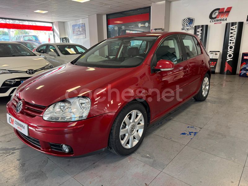 Rojo Usado 2004 VW Golf IV Sportline Berlina | 5990 € (Precio justo) - Imagen 1/4