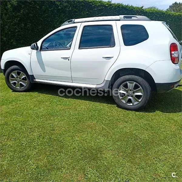 Usado Dacia Duster Ambiance 109 CV (80 kW) 2015 Blanco SUV