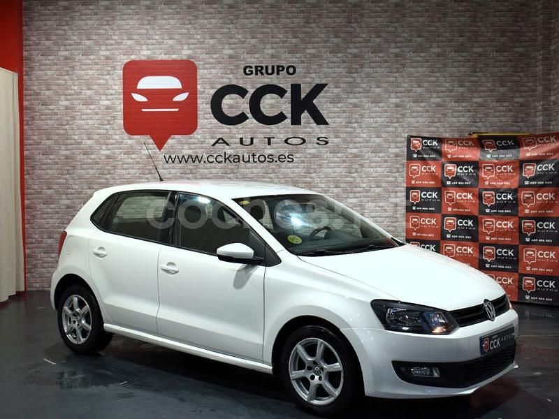 Blanco Usado 2013 VW Polo Berlina | 8500 € (Un poco caro) - Imagen 1/4