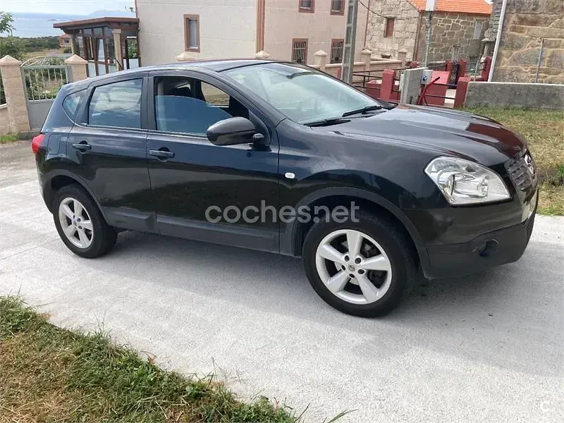 Usado Nissan Qashqai Acenta 140 CV (102 kW) 2008 Negro SUV
