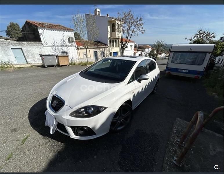 Usado Seat Leon FR 170 CV (125 kW) 2008 Blanco Utilitario
