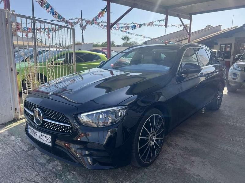 Usado Mercedes E200 197 CV (144 kW) 2021 Negro Familiar