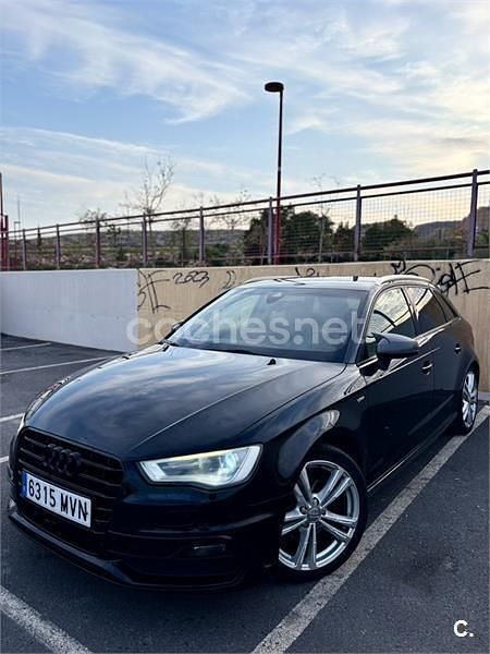 Käytetty Audi A3 Attraction 150 HP (110 kW) 2013 Musta Sedan