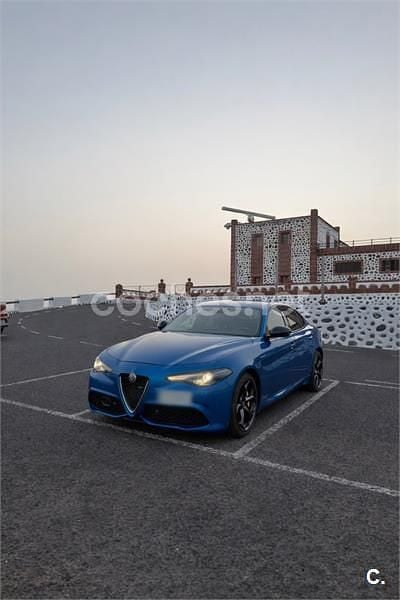 Usado Alfa Romeo Giulia Veloce 280 CV (205 kW) 2019 Azul Berlina