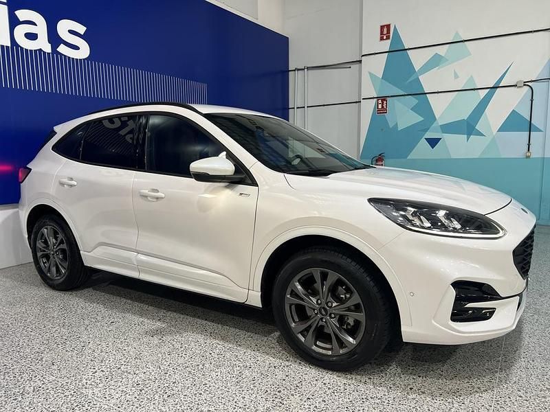 Blanco Usado 2022 Ford Kuga ST-Line X SUV | 26.495 € (Precio justo) - Imagen 1/4