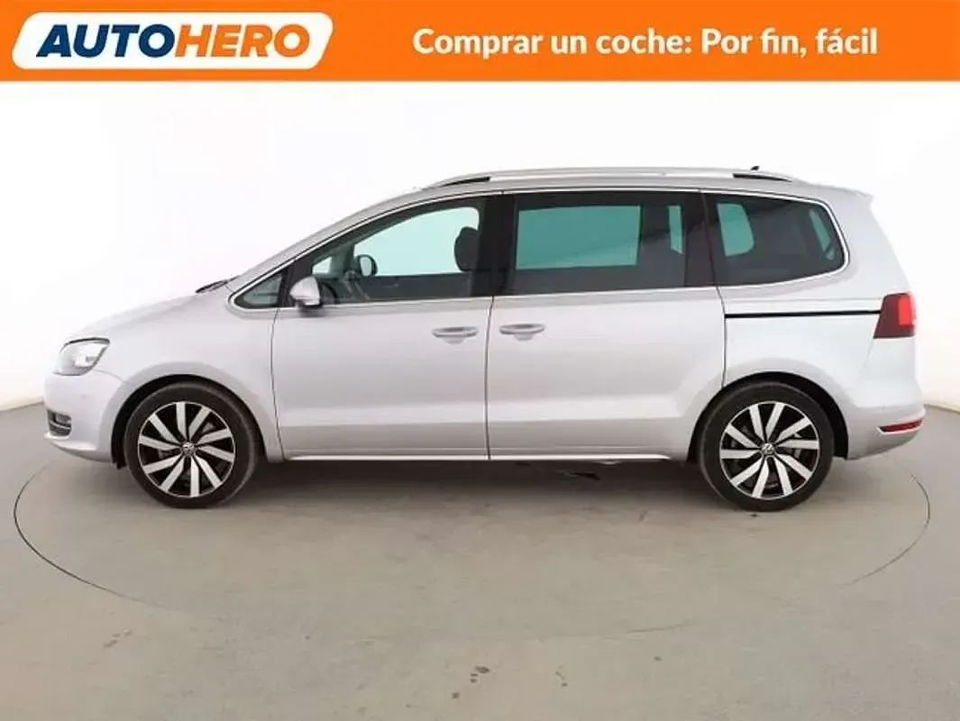 Usado VW Sharan Sport 220 CV (161 kW) 2018 Plateado Monovolumen
