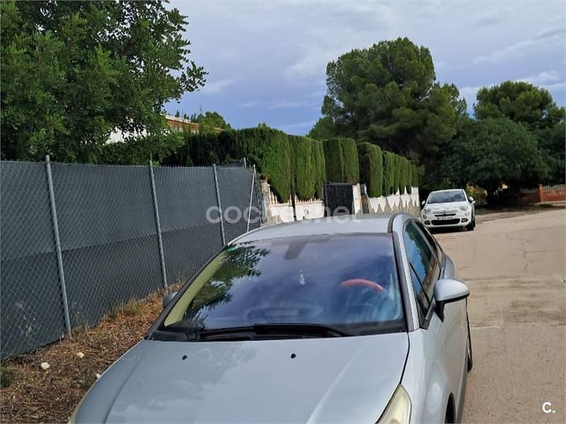 Usado Citroën C4 110 CV (80 kW) 2006 Gris / plata Berlina