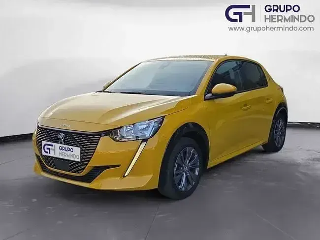 Usado Peugeot e-208 Allure 100 kW (136 CV) 2020 Amarillo Utilitario