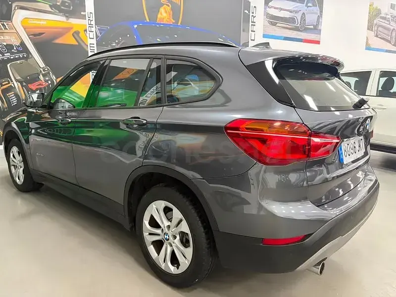 Usado BMW X1 150 CV (110 kW) 2016 Gris / plata SUV