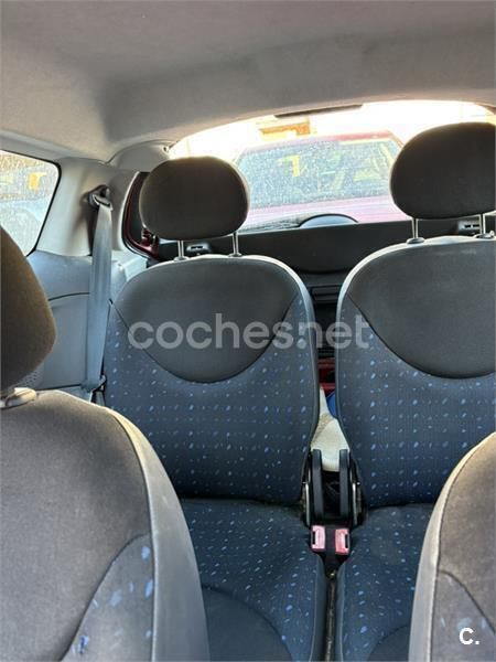 Granate Usado 2006 Citroën C2 Furio Utilitario | 1200 € (Super precio) - Imagen 1/4