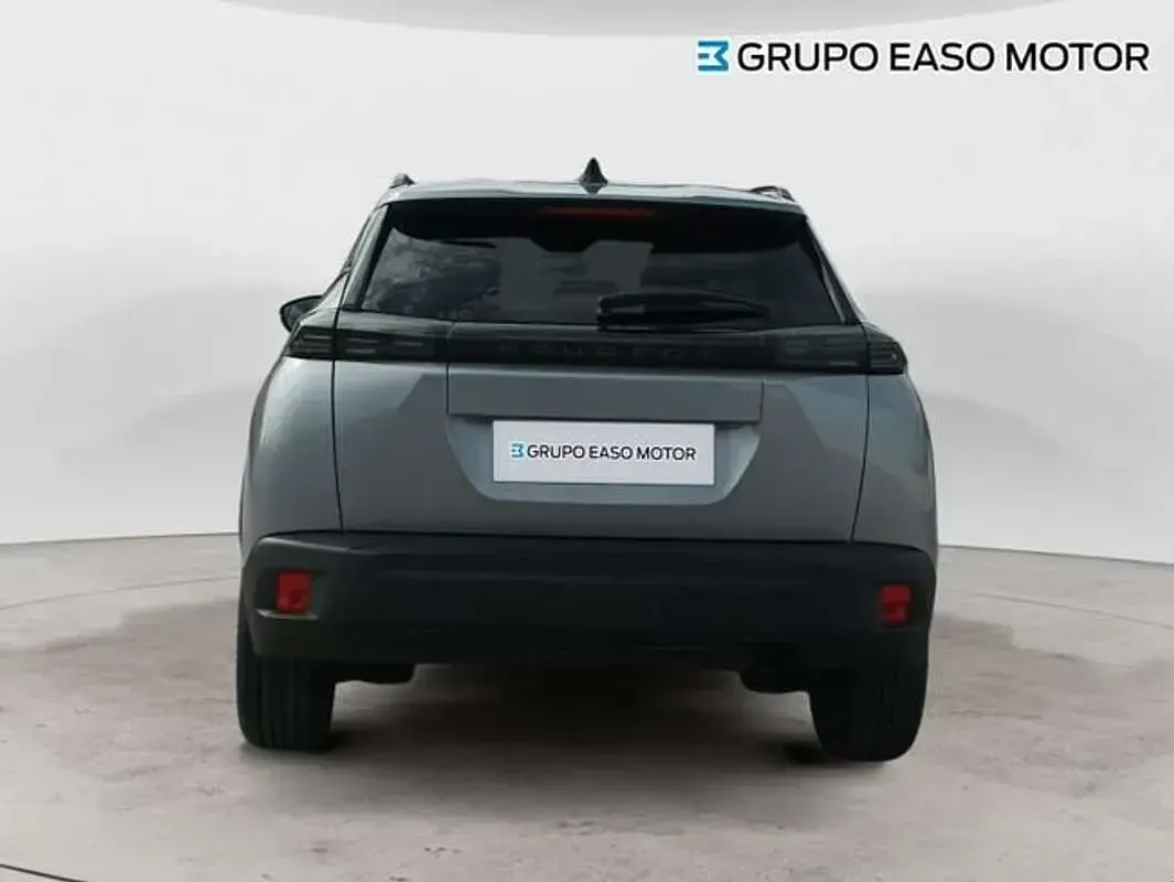 Usado Peugeot 2008 Allure 102 CV (75 kW) 2024 Gris SUV