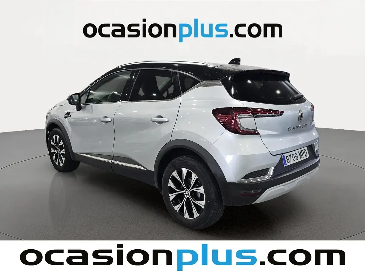 Usado Renault Captur Techno 91 CV (66 kW) 2024 Gris SUV