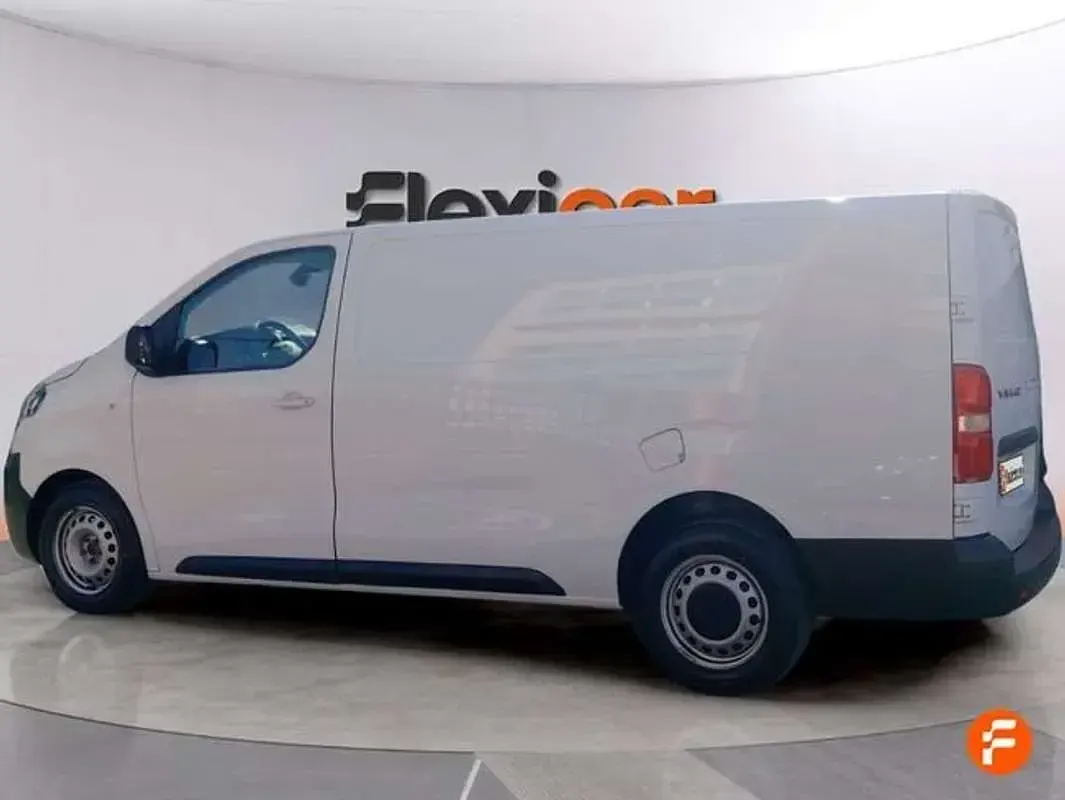 Usado Opel Vivaro-e Combi 102 CV (75 kW) 2022 Blanco Monovolumen