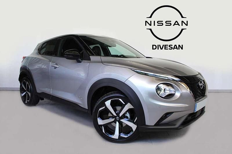 Plateado Usado 2024 Nissan Juke Tekna SUV | 24.390 € (Precio justo) - Imagen 1/4