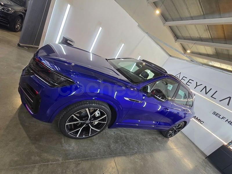 Käytetty VW Touareg R 462 HP (339 kW) 2021 Sininen Katumaasturi