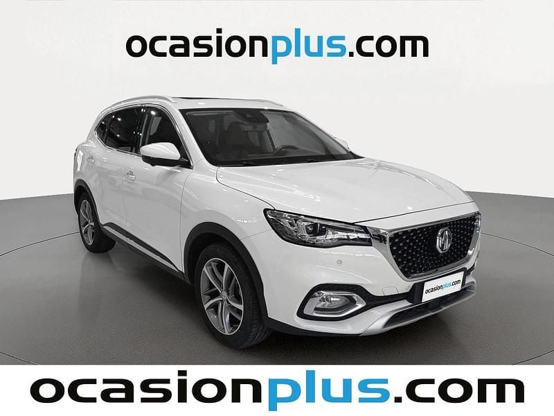 Begagnad MG HS Luxury 162 HK (119 kW) 2023 Vit SUV