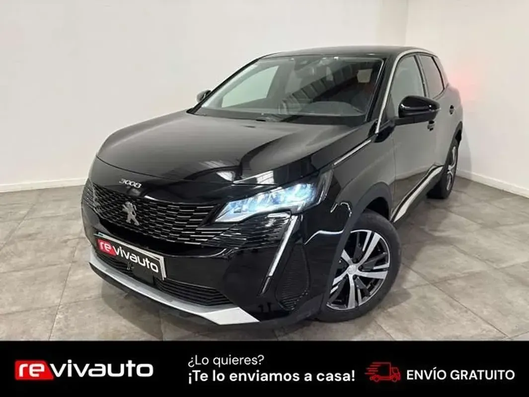 Usado Peugeot 3008 Allure 131 CV (96 kW) 2021 Negro SUV