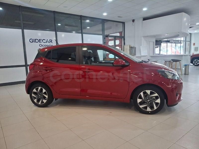 Nuevo Hyundai i10 63 CV (46 kW) 2025 Granate Utilitario