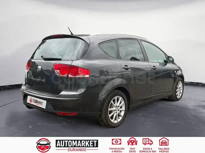 Usado Seat Altea XL Style 160 CV (117 kW) 2010 Negro Monovolumen