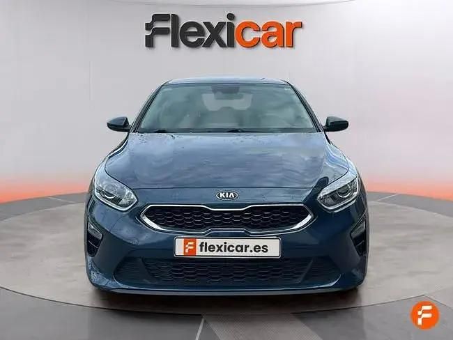 Używany Kia Ceed 100 KM (73 kW) 2019 Niebieski Hatchback