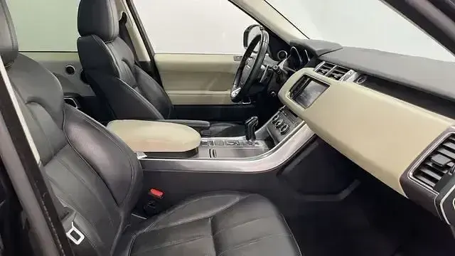 Usado Land Rover Range Rover Sport HSE 306 CV (225 kW) 2017 Negro SUV