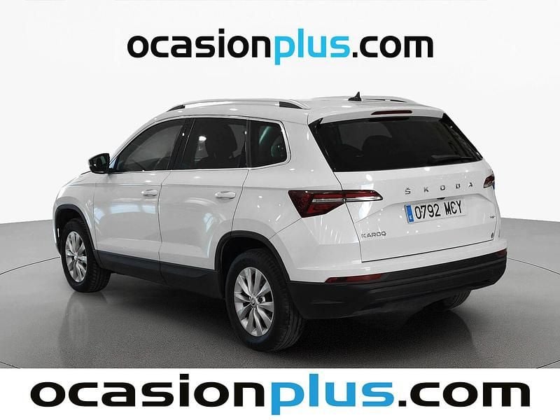 Usado Skoda Karoq Ambition 150 CV (110 kW) 2022 Blanco SUV