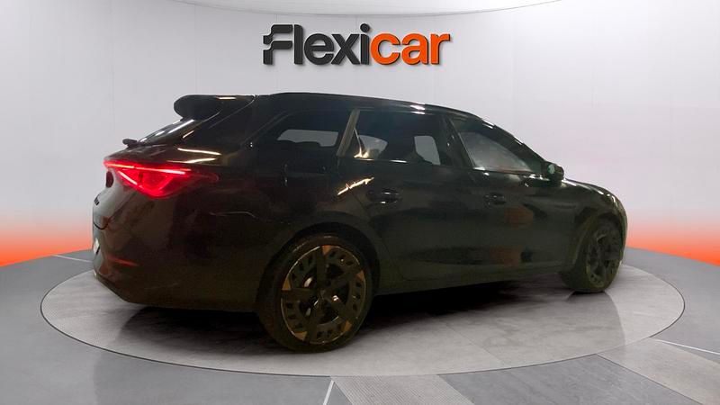 Usado Seat Leon FR 204 CV (150 kW) 2021 Gris Utilitario