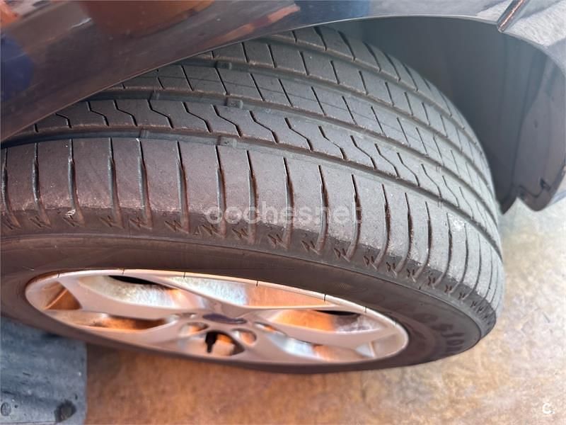 Usado Ford C-MAX Trend 95 CV (69 kW) 2011 Negro Monovolumen