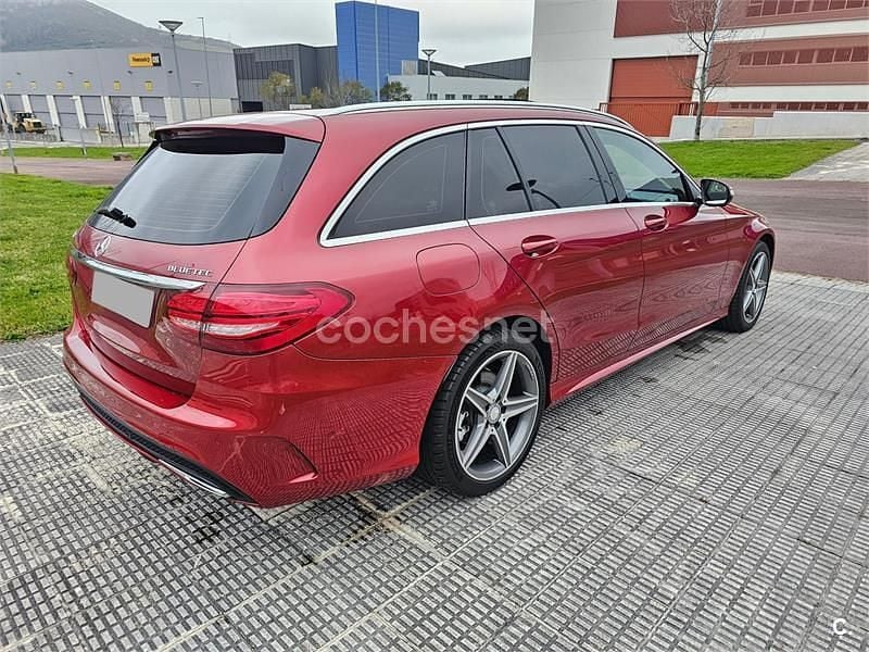 Usado Mercedes C220 AMG 170 CV (125 kW) 2017 Granate Familiar