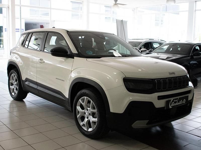 Usado Jeep Avenger Altitude 100 CV (73 kW) 2024 Otro SUV