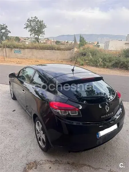 Usado Renault Mégane III Privilege 130 CV (95 kW) 2010 Negro Berlina