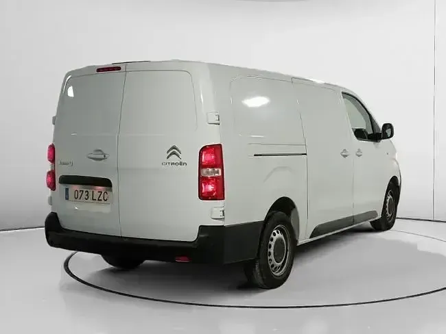 Usado Citroën Jumpy 103 CV (75 kW) 2021 Blanco Monovolumen