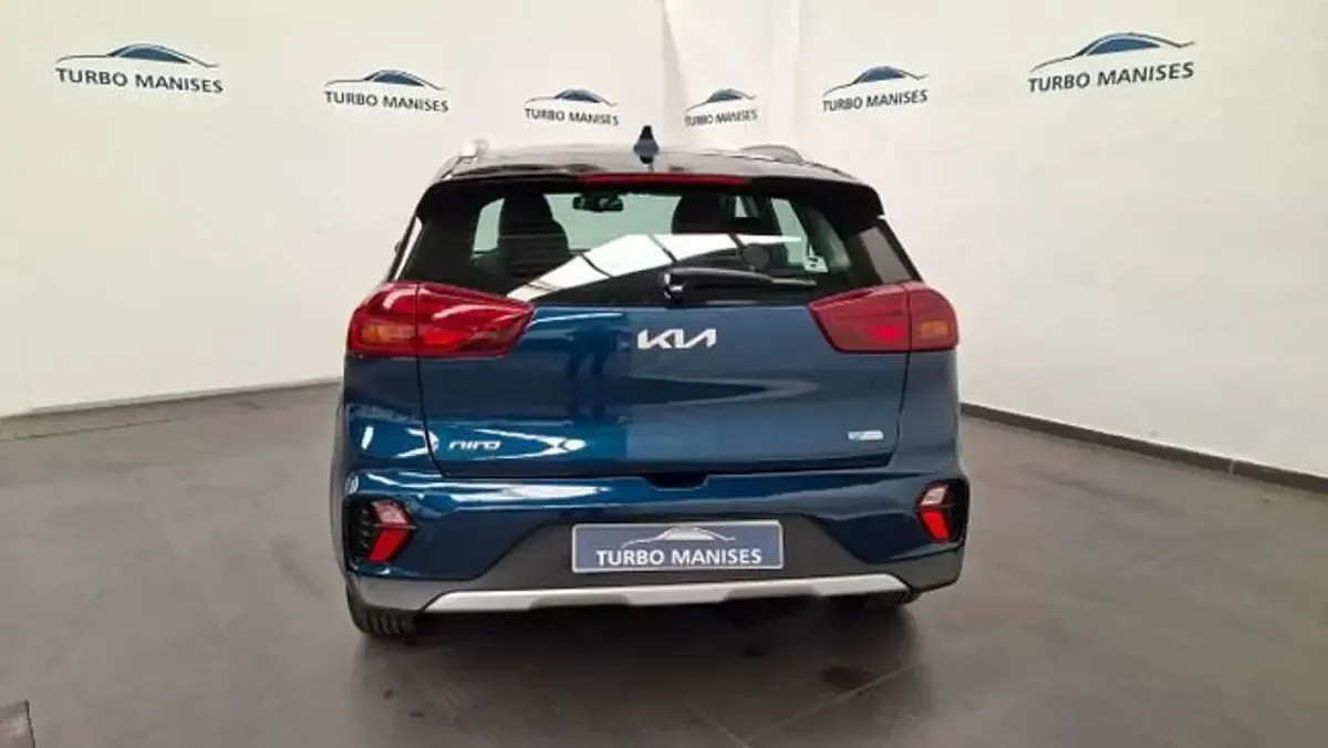 Käytetty Kia Niro 141 HP (103 kW) 2022 Sininen Katumaasturi