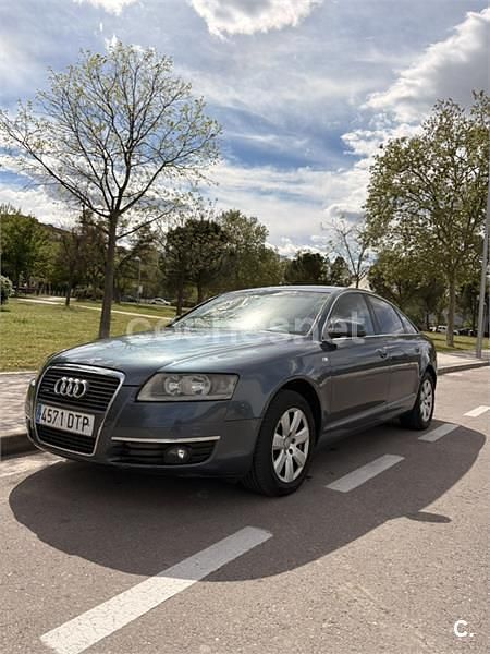 Usado Audi A6 225 CV (165 kW) 2006 Azul Familiar