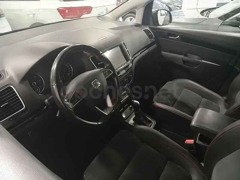 Usado Seat Alhambra Style 184 CV (135 kW) 2017 Negro Monovolumen